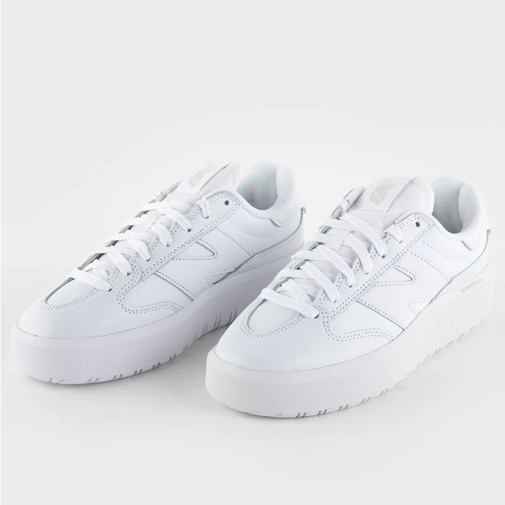 New Balance CT302 Low-Top Sneaker. Color: White&Chive.